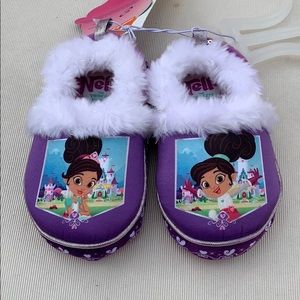 Nella The Princess Knight Slippers